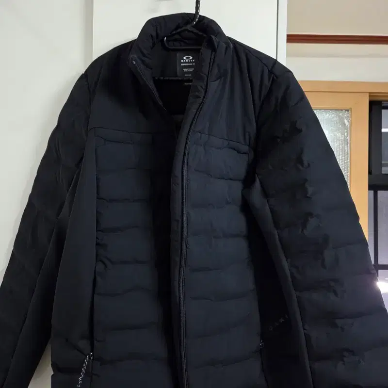 오클리 RC퀄티드 경량패딩