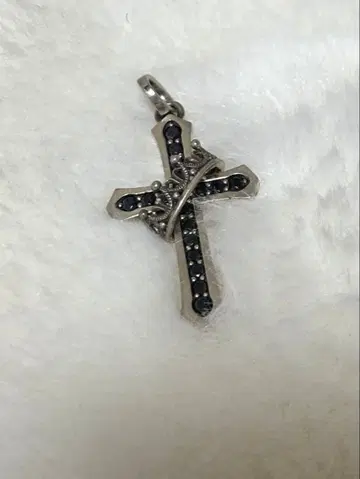 저스틴 데이비스 실버 펜던트