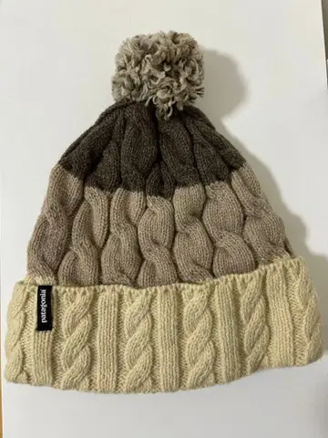 patagonia 니트 모자 케이블 짜임 폼폼