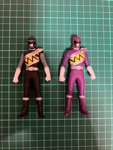 파워레인저 다이노포스 블랙 & 바이올렛 닥터 우루셰이드 ver