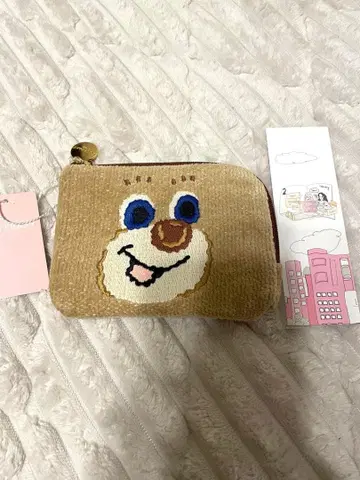 [ 새상품 ] 클로즈업 테디 L자 파우치 러브러리 바이 페이러