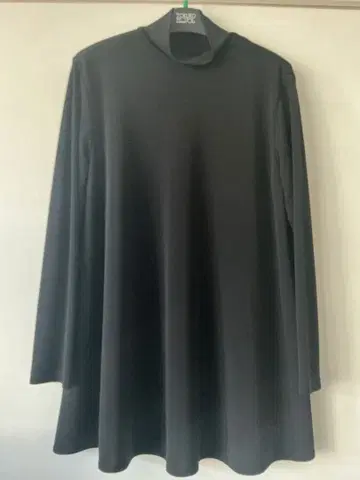 토쿠코 프리미어볼/블랙/하이넥 긴팔 상의 튜닉/뒷단추식