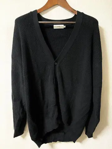 Graphpaper 수빈 루즈 립 가디건