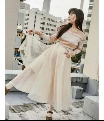 merry jenny 도킹 샤샤 스커트 화이트