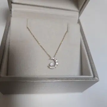 폰테베키오 다이아몬드 목걸이 크리스마스 한정판