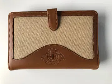 Ghurka 오거나이저 Marley Hodgson