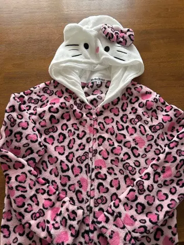산리오 헬로키티 인형옷 룸웨어 M