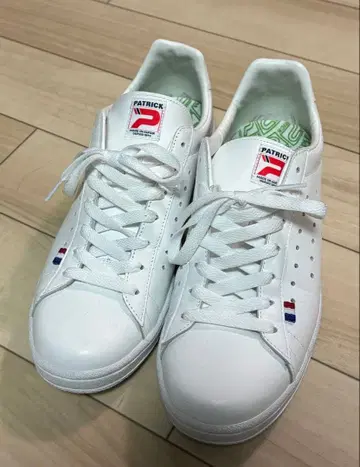 PATRICK 스니커즈 퀘벡 펀칭 천연 가죽 화이트 27cm