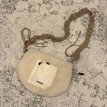 Topologie 번지 스트랩 x 리버서블 버킷 보아 백