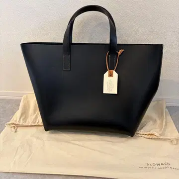 택 포함 새상품 SLOW 슬로우 캐스터 누메 토트백 천연 가죽 블랙