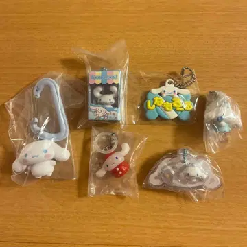 컬러풀 카라비너 마스코트 참 딸기 마크 액세서리 시나모롤