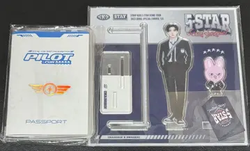 straykids 5star pilot 창빈 아크릴 스탠드 여권
