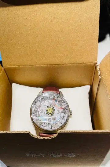 애니메이션 [일상] 콜라보 손목시계 한정품 새상품