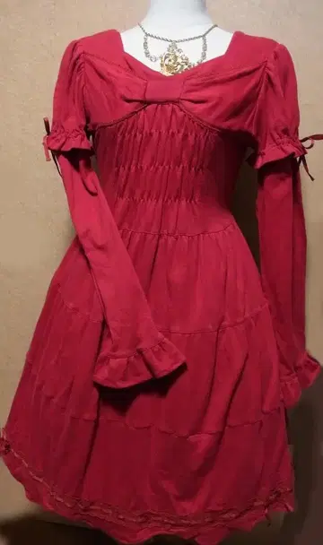 셔링 티어드 원피스 크림슨 BABY,THE STARS