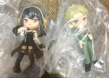 SPY x FAMILY 로이드 요르 피규어