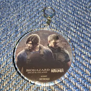 바이오하자드 라운드원 크리스 레온 아크릴 키링