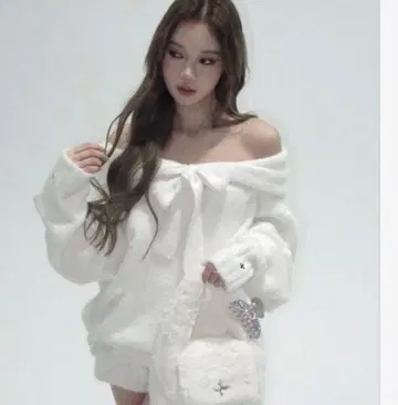 andwang 리본 오프숄더 니트 세트 화이트