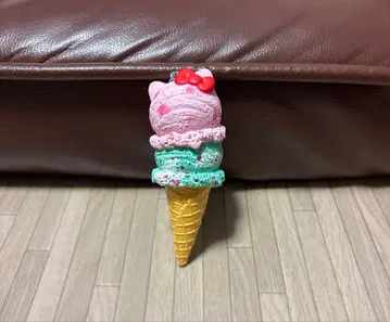 헬로키티 말랑말랑 아이스 마스코트 스퀴즈 아이스 키링