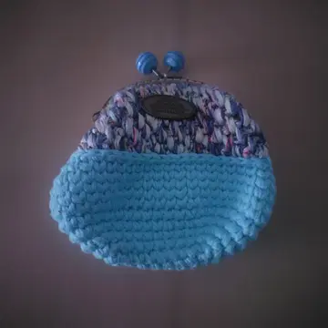 파란색 니트 가마구치 핸드메이드