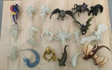 최강왕도감 드래곤 요괴 UMA 악마 영웅 수중 몬스터 19체 피규어