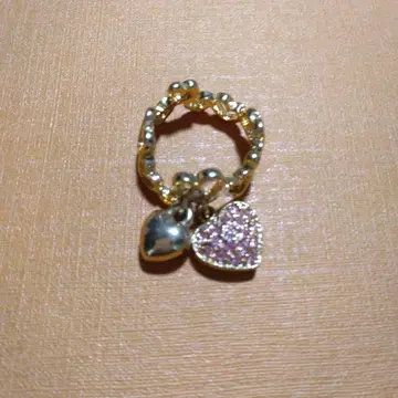 LIZ LISA 하트형 참 포함 반지