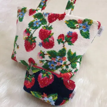 새상품 & 새상품급 FEILER/페이러 딸기 토트백 파우치