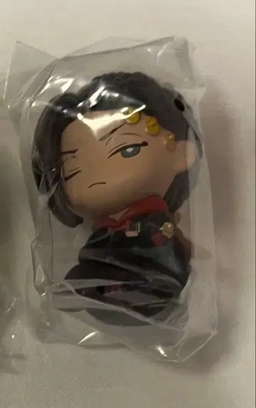 트위스테 어깨 쿵 fig. vol.4 자밀 바이퍼 스칼라비아 기숙사