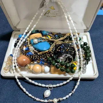 유품 정리 생전 정리 액세서리 묶음 판매 목걸이 반지