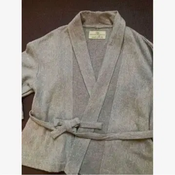 네스트로브 하프 코트