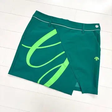 [미사용 새상품] 데상트 골프 스트레치 스커트 그린 M 사이즈