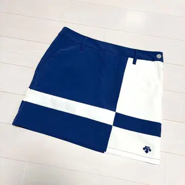 데상트 골프 블루 x 화이트 스트레치 트윌 스커트 M
