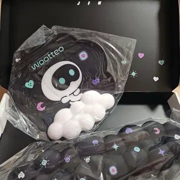 BTS JIN 우드 PC 매트 한국