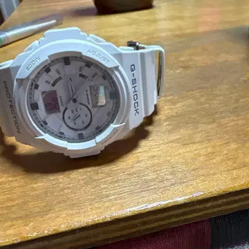 G-SHOCK 디지털 워치 화이트