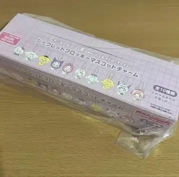 새상품 치이카와 (먼작귀) 산리오 시크릿 플로키 마스코트 컴플리트