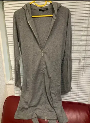 5351 POUR LES HOMMES 롱 후드티