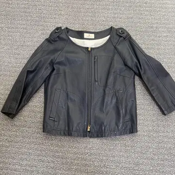 Ruby rivet 네이비 가죽 자켓