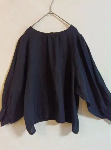 [ 새상품급 ] motomi. 린넨 100% 블랙 블라우스