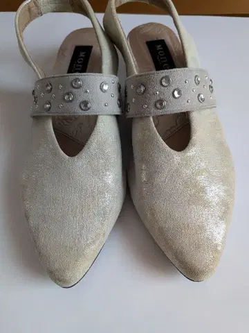 모네 베이지 슬링백 슈즈