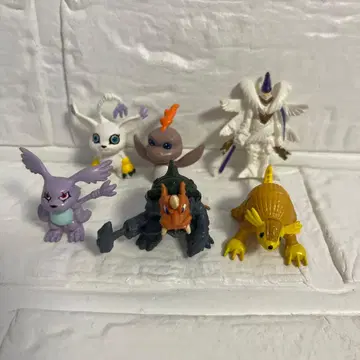 디지몬 미니 피규어 6개 세트