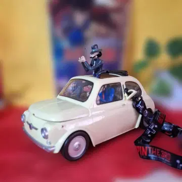 루팡 3세 피아트 500 USJ 팝콘통 [ 부속품 패널 ] 포함