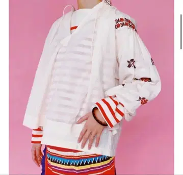 trepied x BEAMSBOY 플라워 자수 스모크 자수