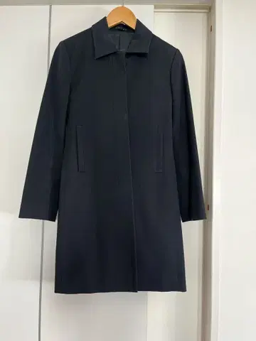 띠어리 코트 블랙