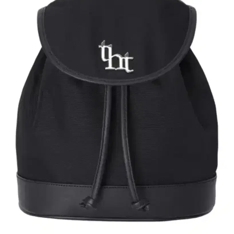 Threetimes Acorn Backpack Black on Bunjang Global Site.