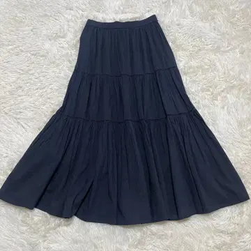 에메랄드 모텔 티어드 플레어 스커트 롱 스커트 블랙