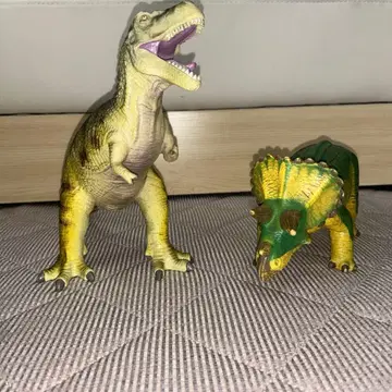 페이보릿 티라노사우루스 트리케라톱스 공룡 비닐 모델 세트
