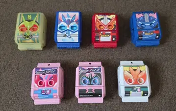 제로원 발칸 세이버 블레이즈 리바이 바이스 라이브 고치조