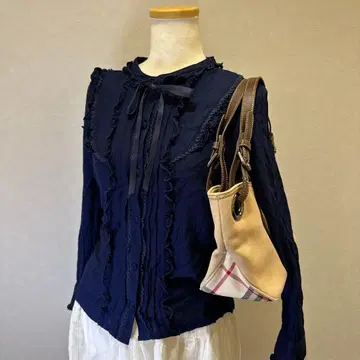 axes femme archive frill shirt 히메갸루 고스로리