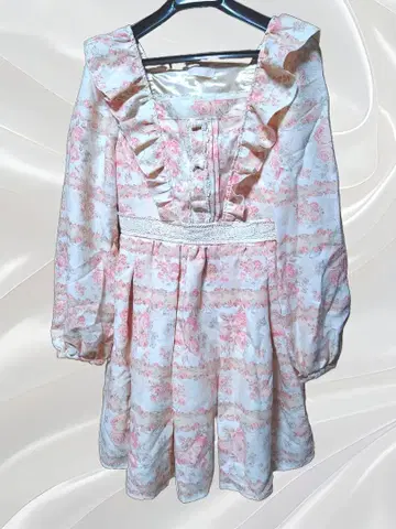 리즈리사 꽃무늬 원피스 새상품