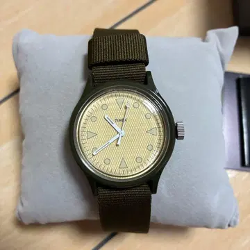 Timex Tomorrowland 별주