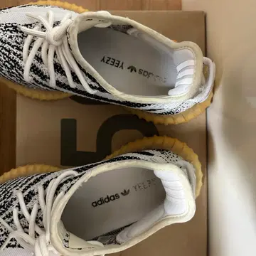adidas gazelle silver green womens Yeezy Boost 350 V2 'Zebra' 2022/2023  Imperial edge